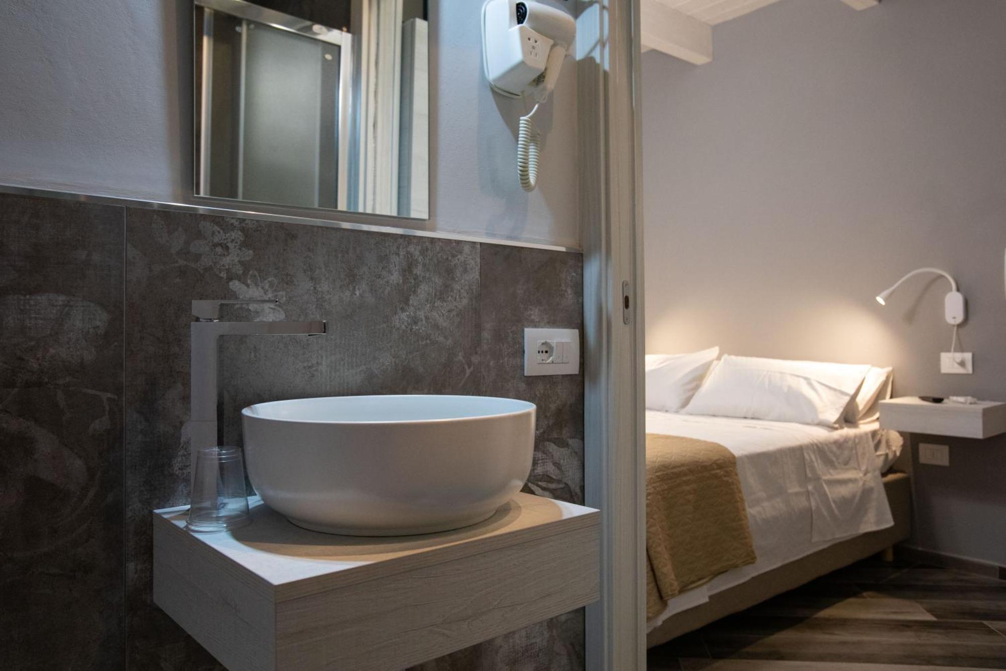 Al 54 Accommodation San Benedetto del Tronto Exterior photo