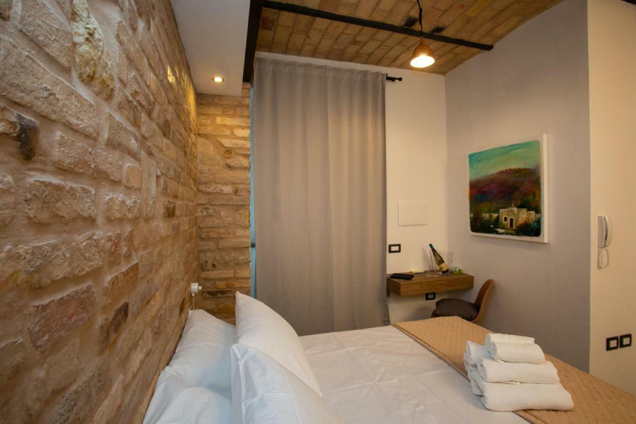 Al 54 Accommodation San Benedetto del Tronto Exterior photo