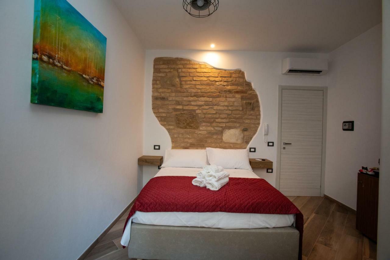 Al 54 Accommodation San Benedetto del Tronto Exterior photo