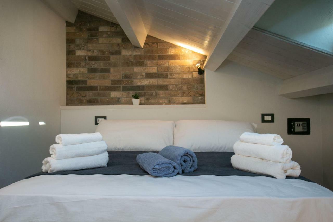 Al 54 Accommodation San Benedetto del Tronto Exterior photo