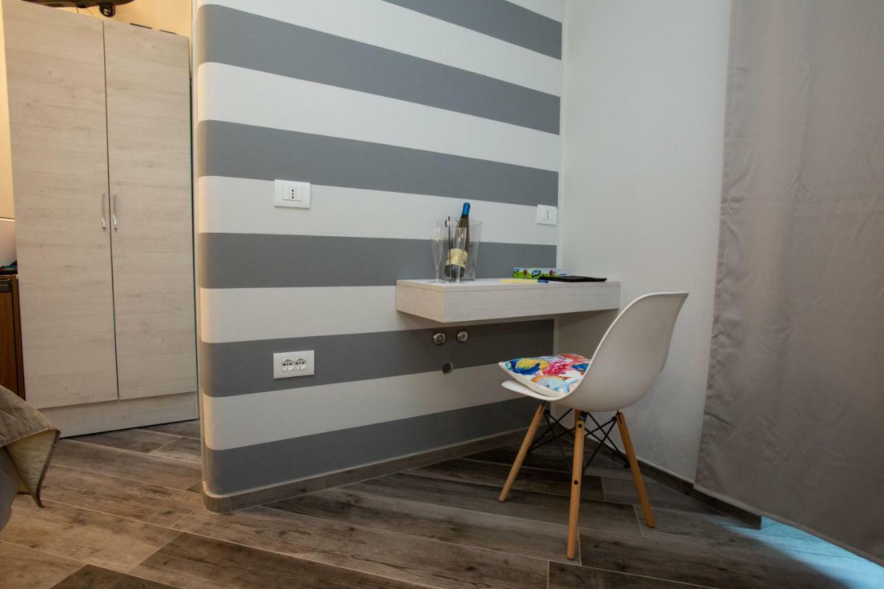 Al 54 Accommodation San Benedetto del Tronto Exterior photo