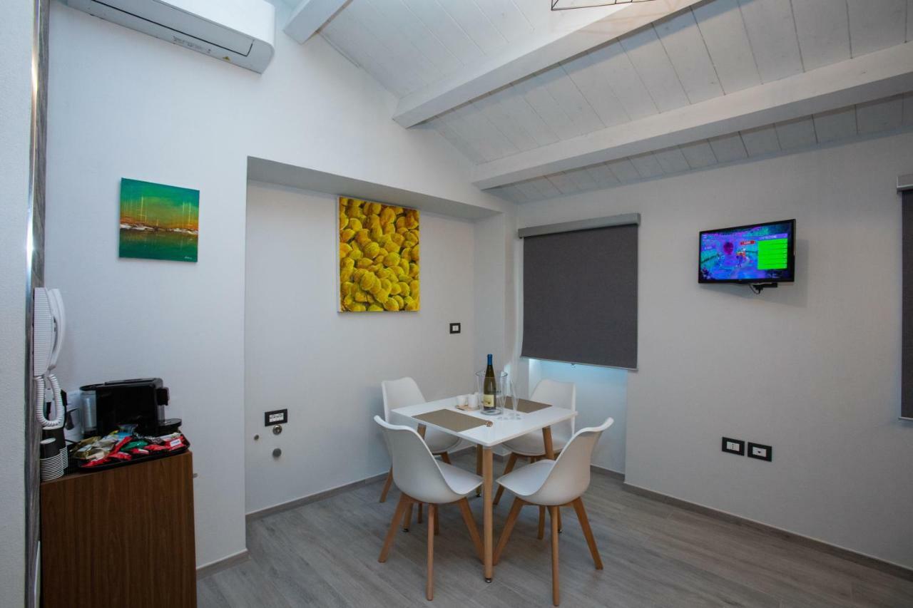 Al 54 Accommodation San Benedetto del Tronto Exterior photo